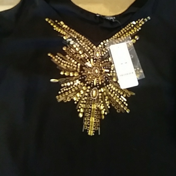 Dress tunic. - Picture 2 of 2